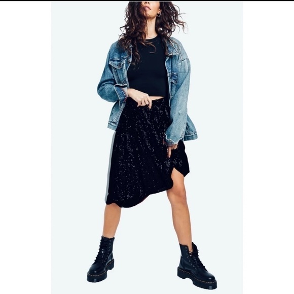 Free People Dresses & Skirts - Free People Last Dance Black Sequin Skirt